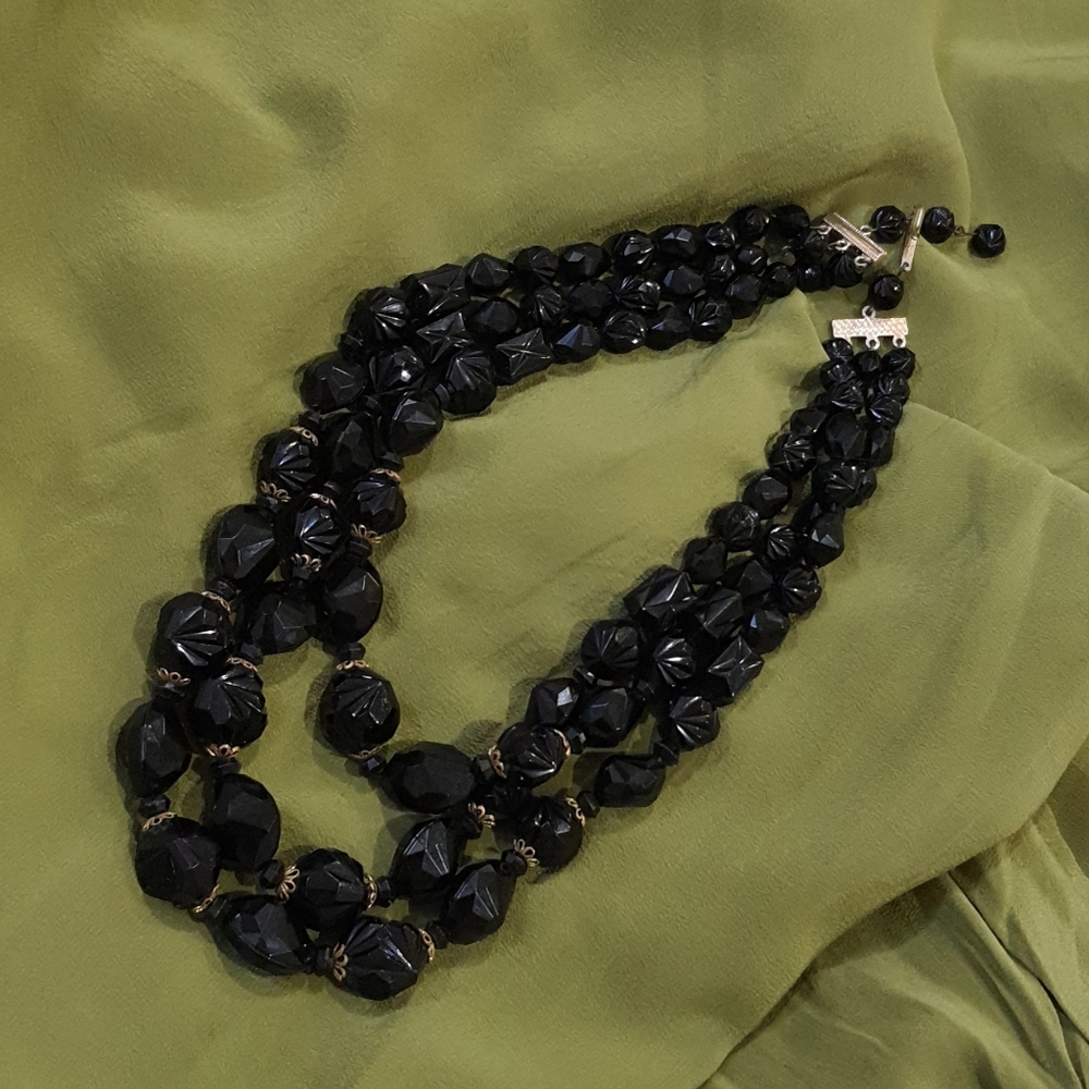 Vintage bead necklace